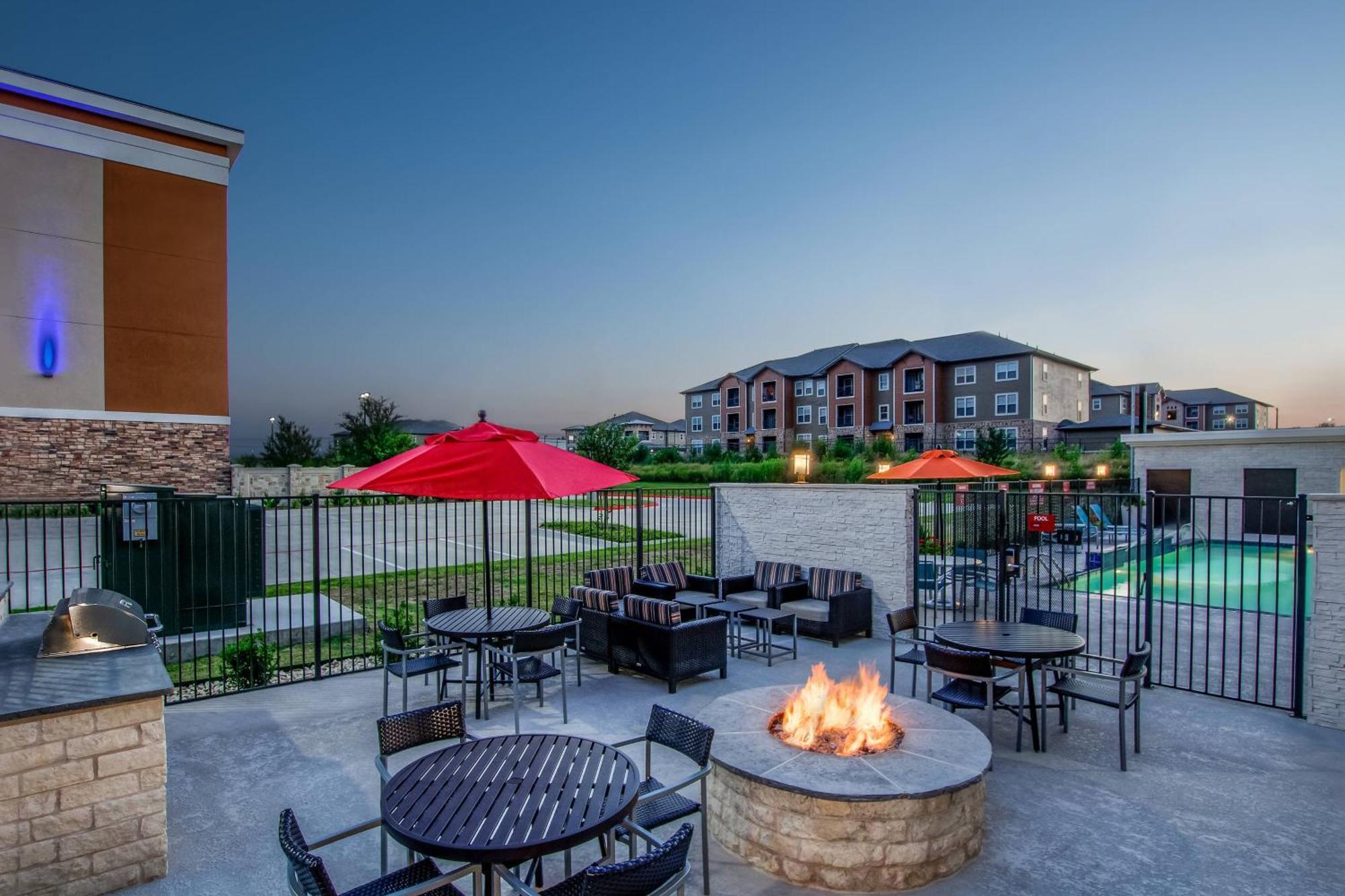 Towneplace Suites By Marriott Waco South Luaran gambar