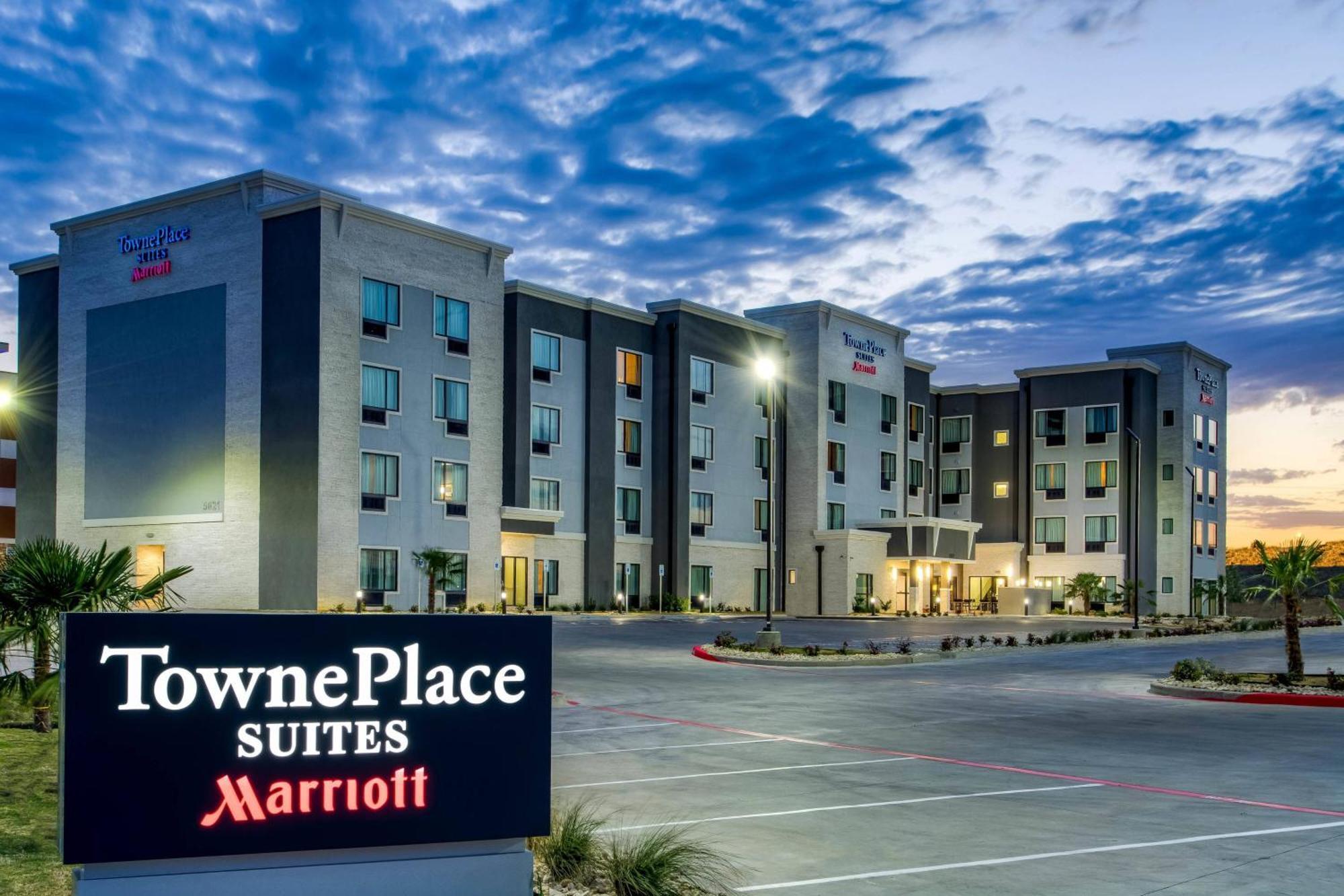Towneplace Suites By Marriott Waco South Luaran gambar